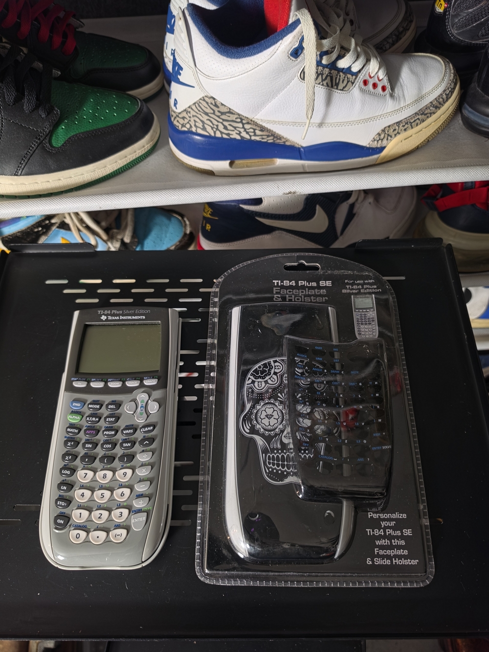 🔥 Texas Instruments TI-84 Plus SE Graphing Calculator Black Skull Faceplate